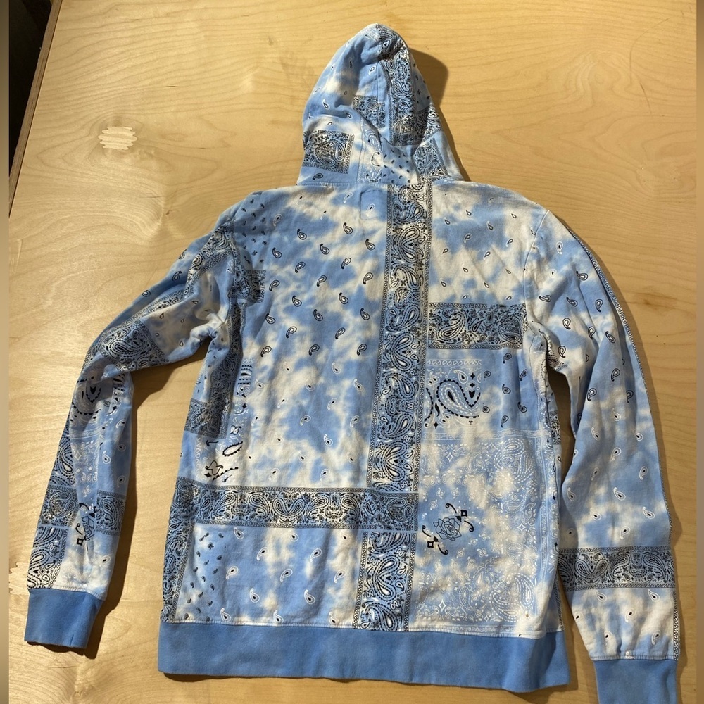 Rue21 Light Blue Paisley Hoodie Medium (OO) - Picture 8 of 11